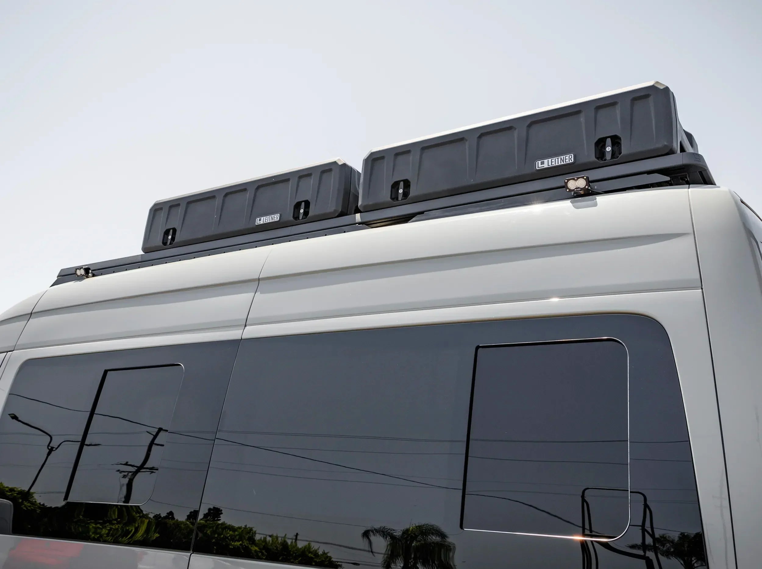 Leitner ACS ROOF Sprinter rack front view