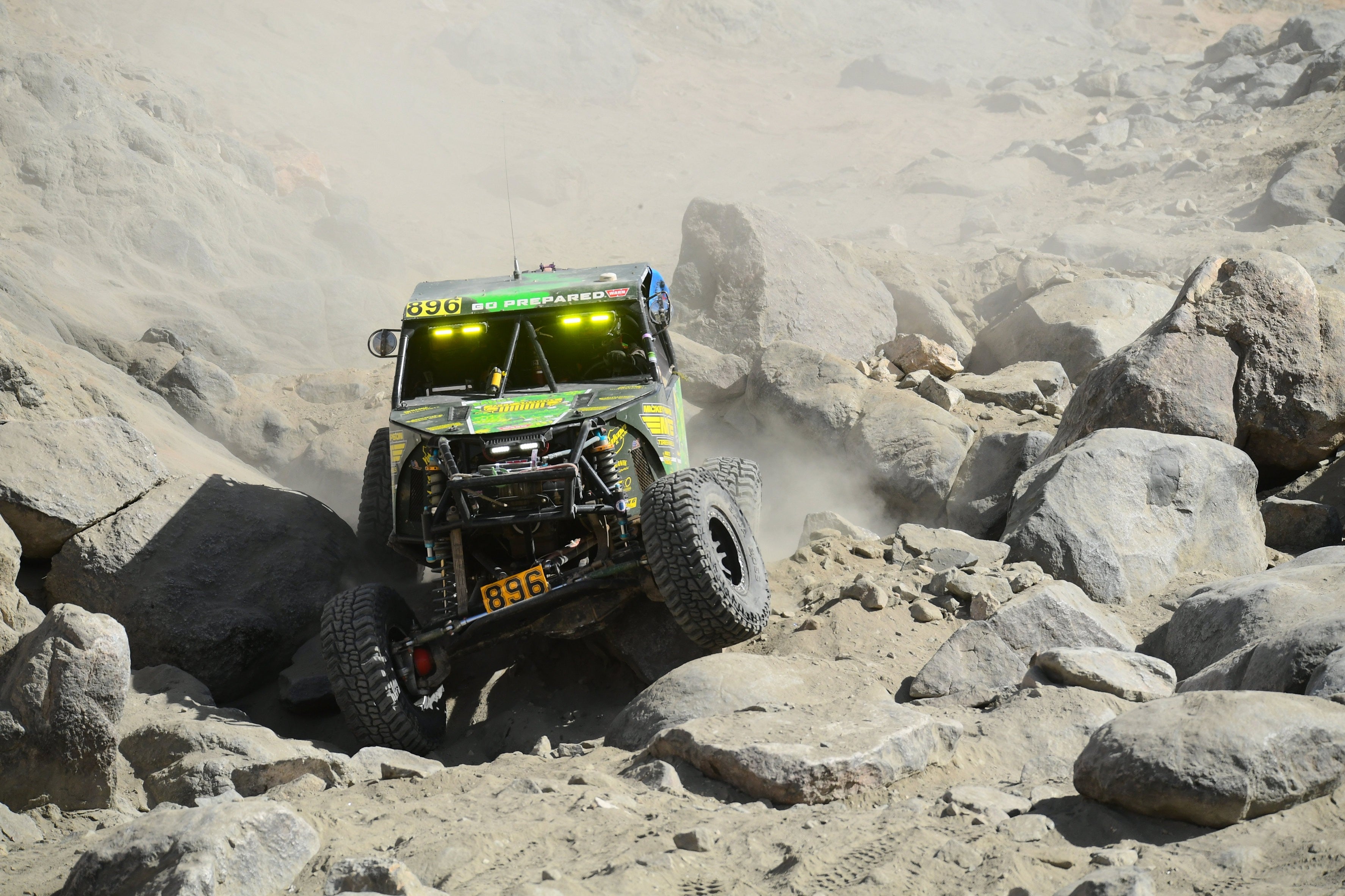 V12 4300 eLumen 12" Hyperion Series Light Bar