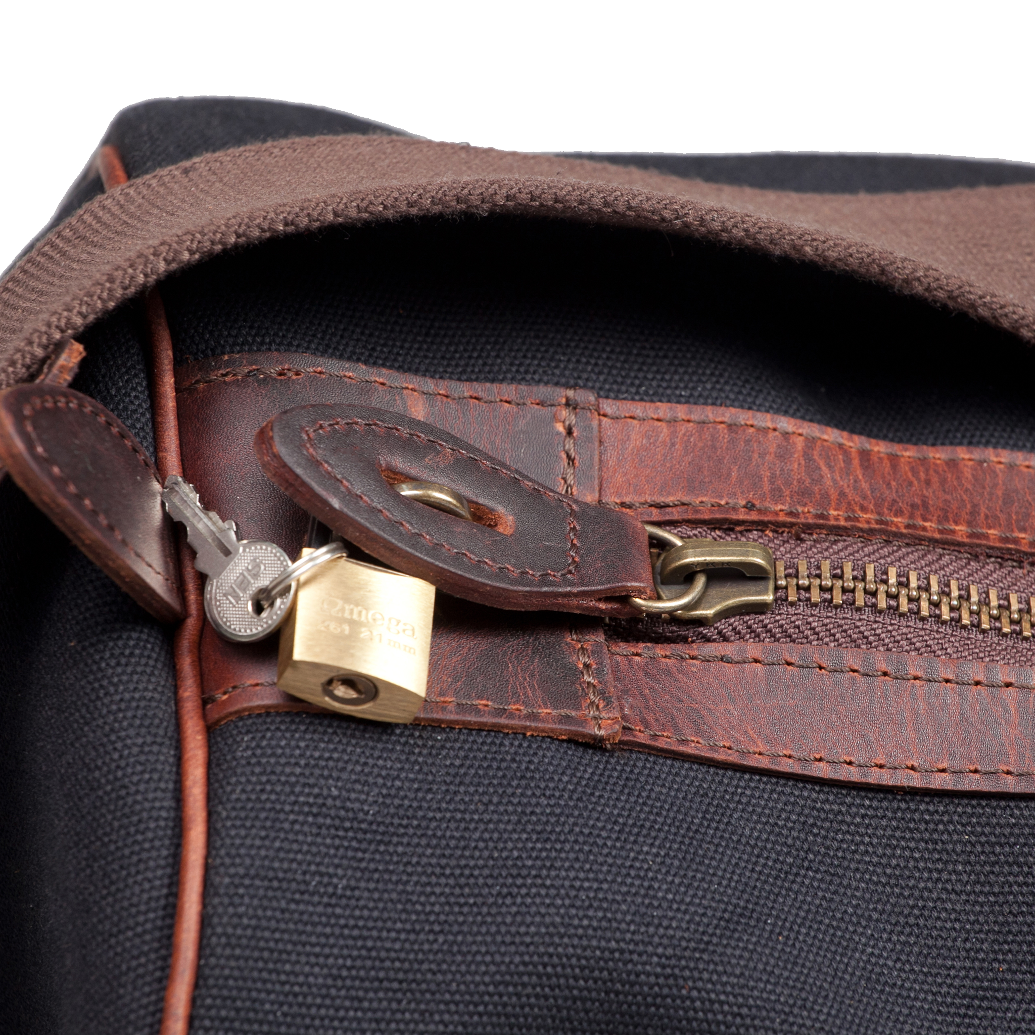 Safari Duffel Bag - Medium Melvill & Moon USA- Overland Kitted