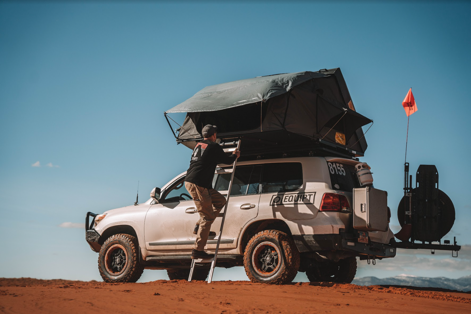 Sword Hard Shell Roof Top Tent Roof Top Tent Eezi-Awn- Overland Kitted