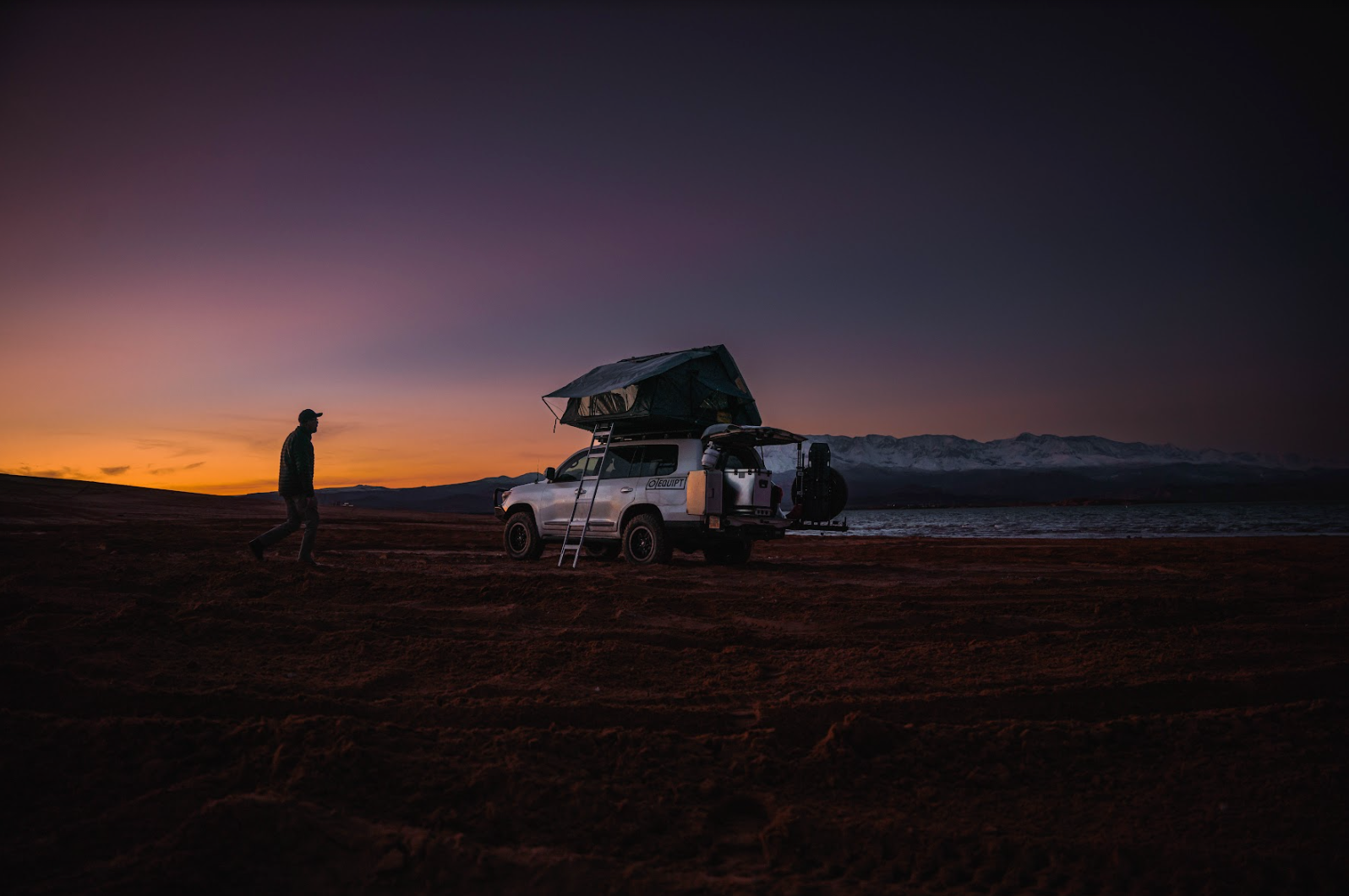 Sword Hard Shell Roof Top Tent Roof Top Tent Eezi-Awn- Overland Kitted