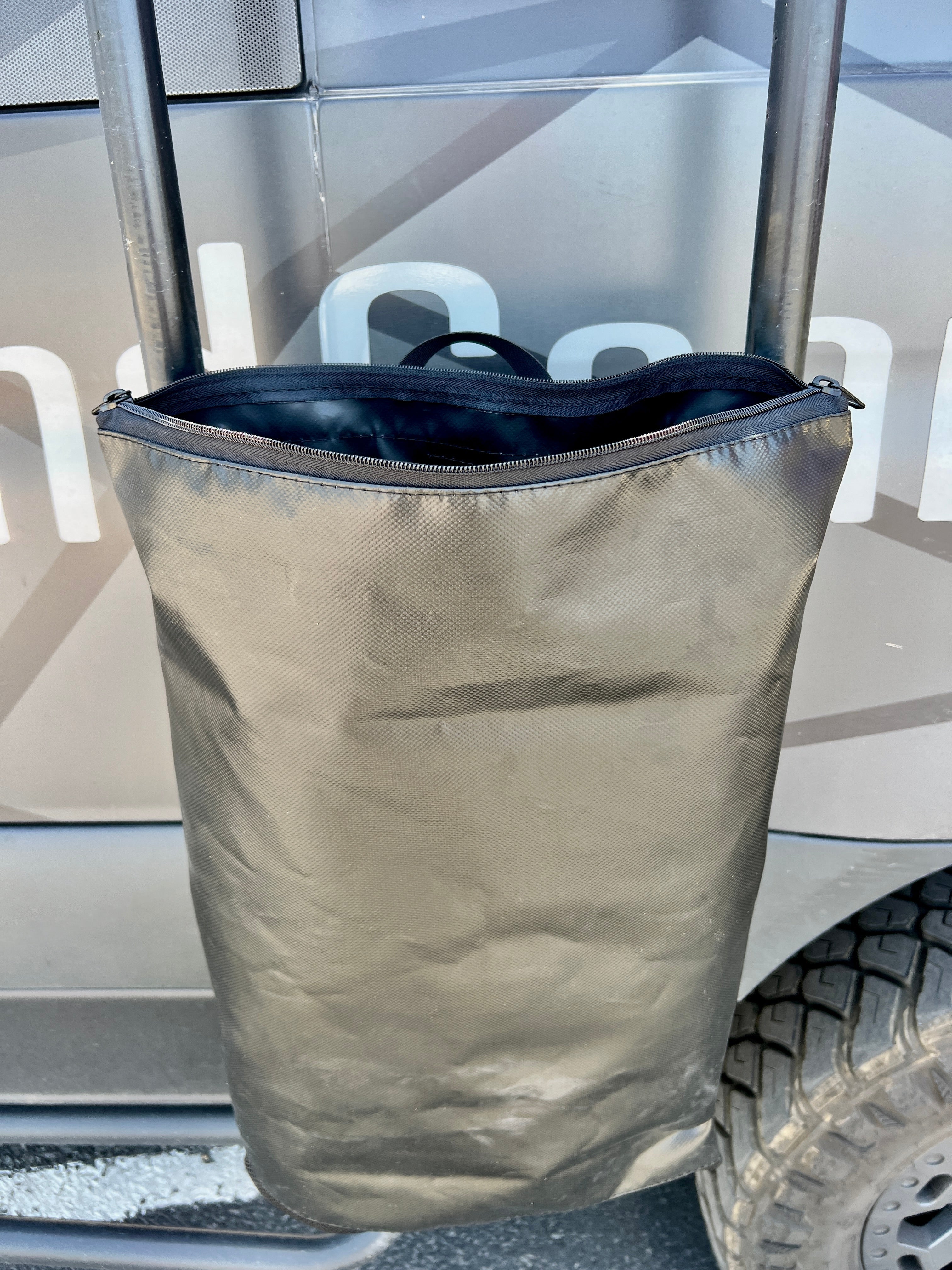 INEOS Grenadier Ladder Trash Bag - 24 inch