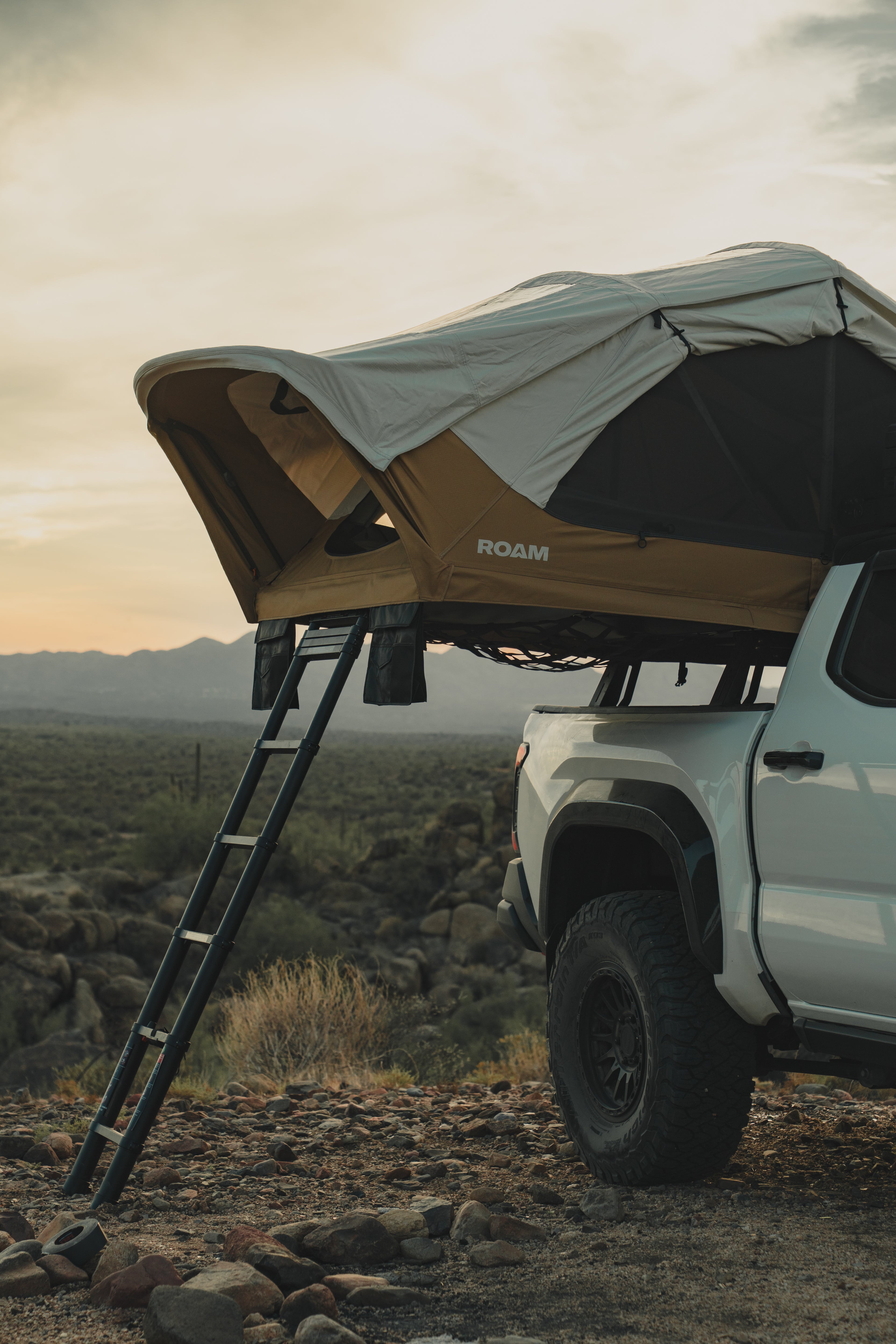 ROAM Vagabond 2.0 rooftop tent ladder and entry