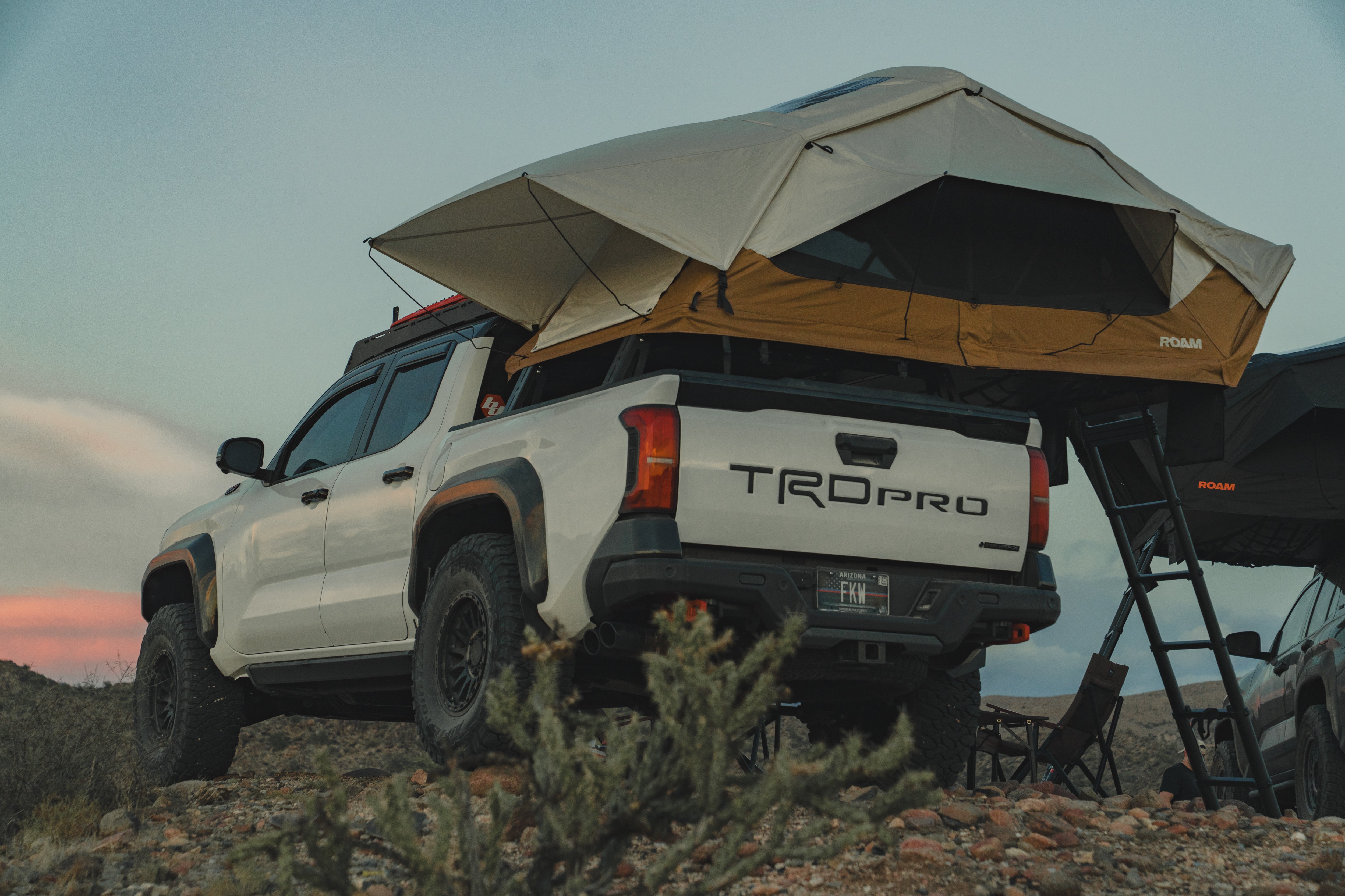 ROAM Vagabond 2.0 rooftop tent open under the sky