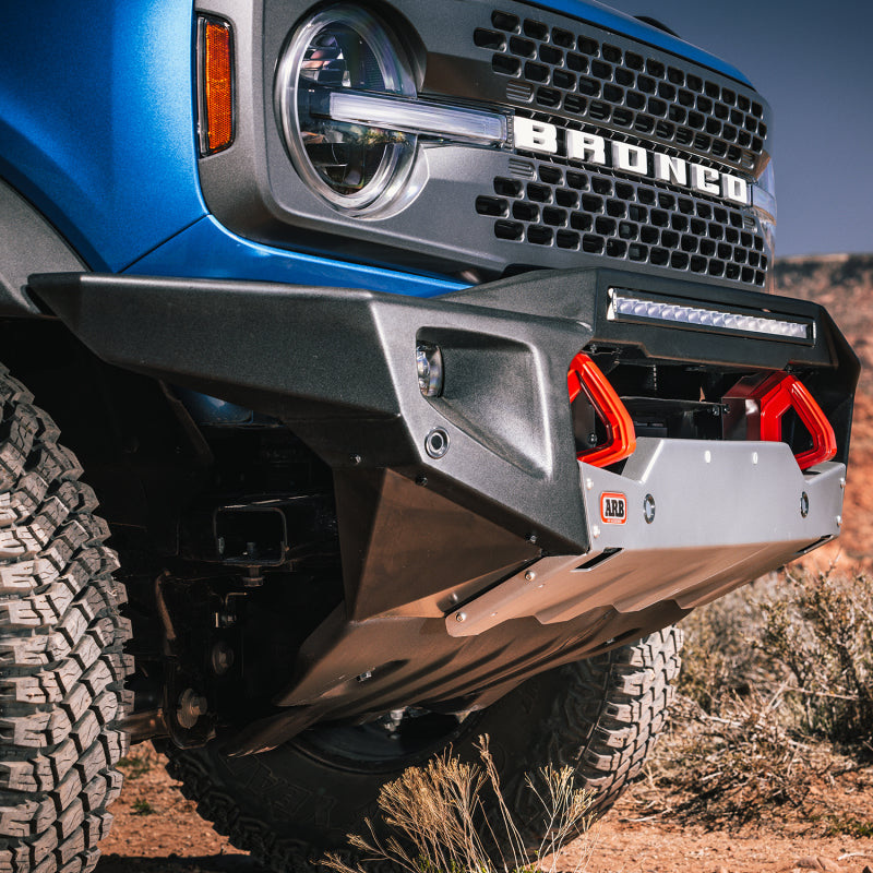ARB Bronco bumper center pan with twin jack points and number-plate provision