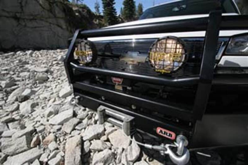 ARB Silverado 03-06 bull bar — hardware and buffer detail