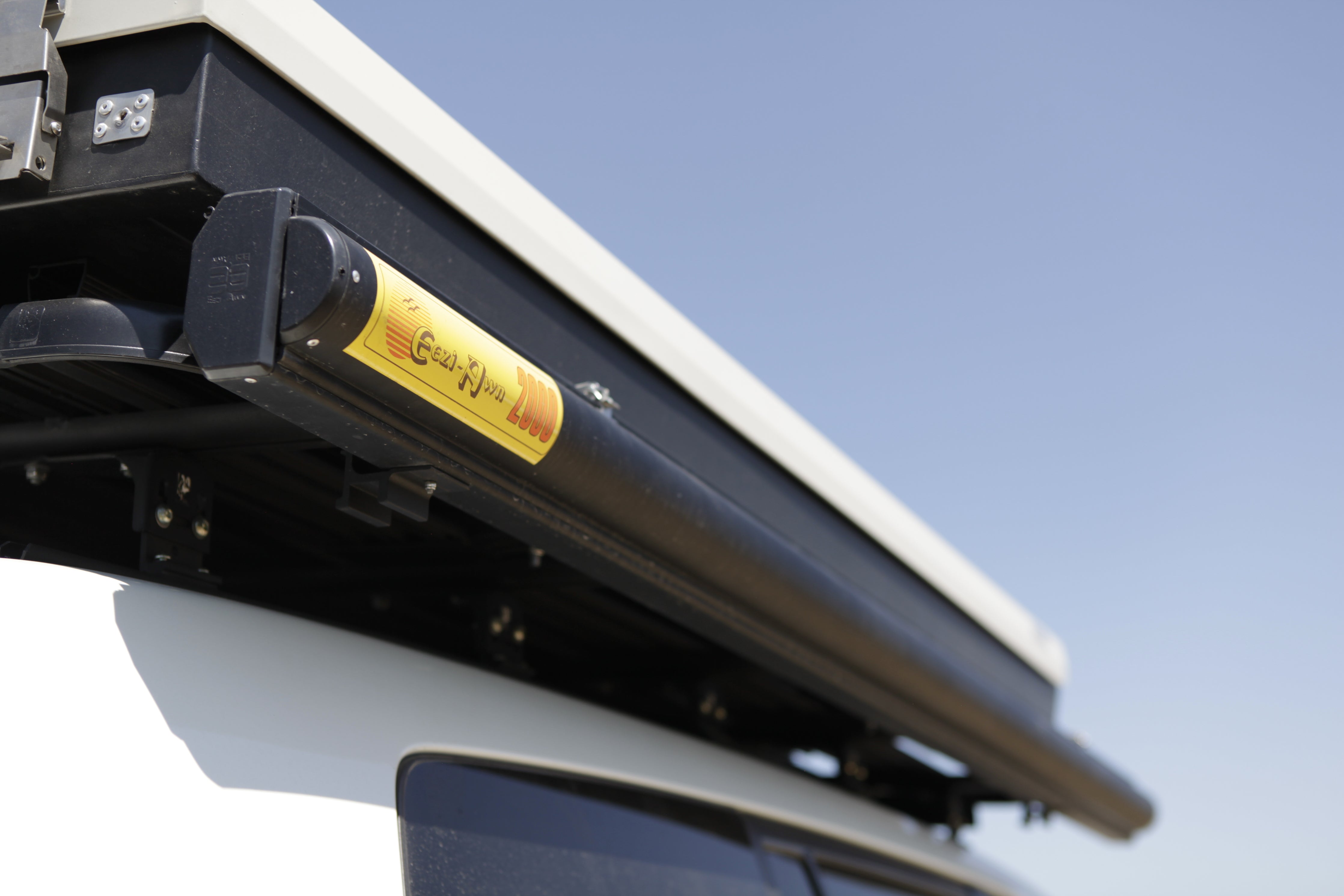 Series 2000 Awning Hard Case Awning Eezi-Awn- Overland Kitted