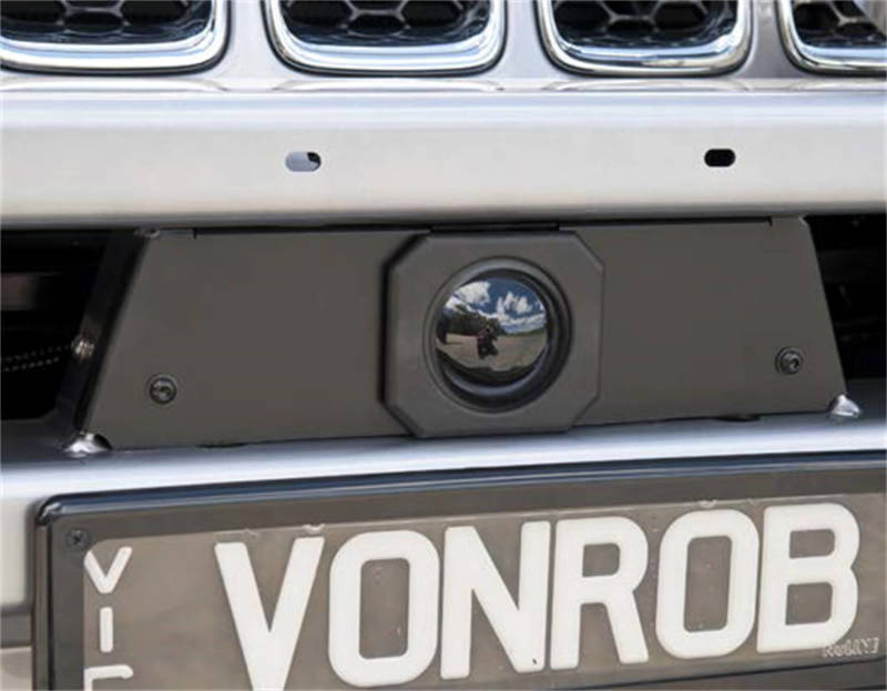 ARB Grand Cherokee WK2 14-16 bull bar — mounting detail