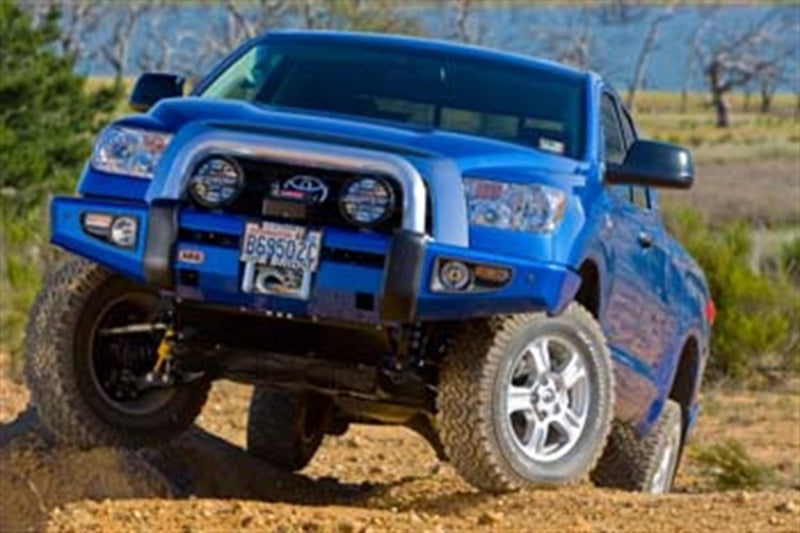 ARB Sahara Deluxe bull bar — Tundra recessed fog light detail
