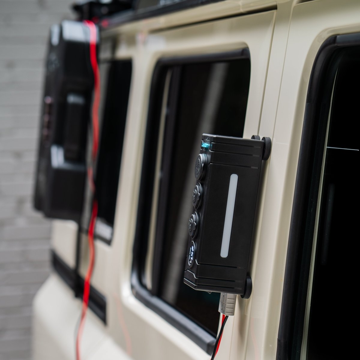 PowerVault™ Utility Hub for INEOS Grenadier R2