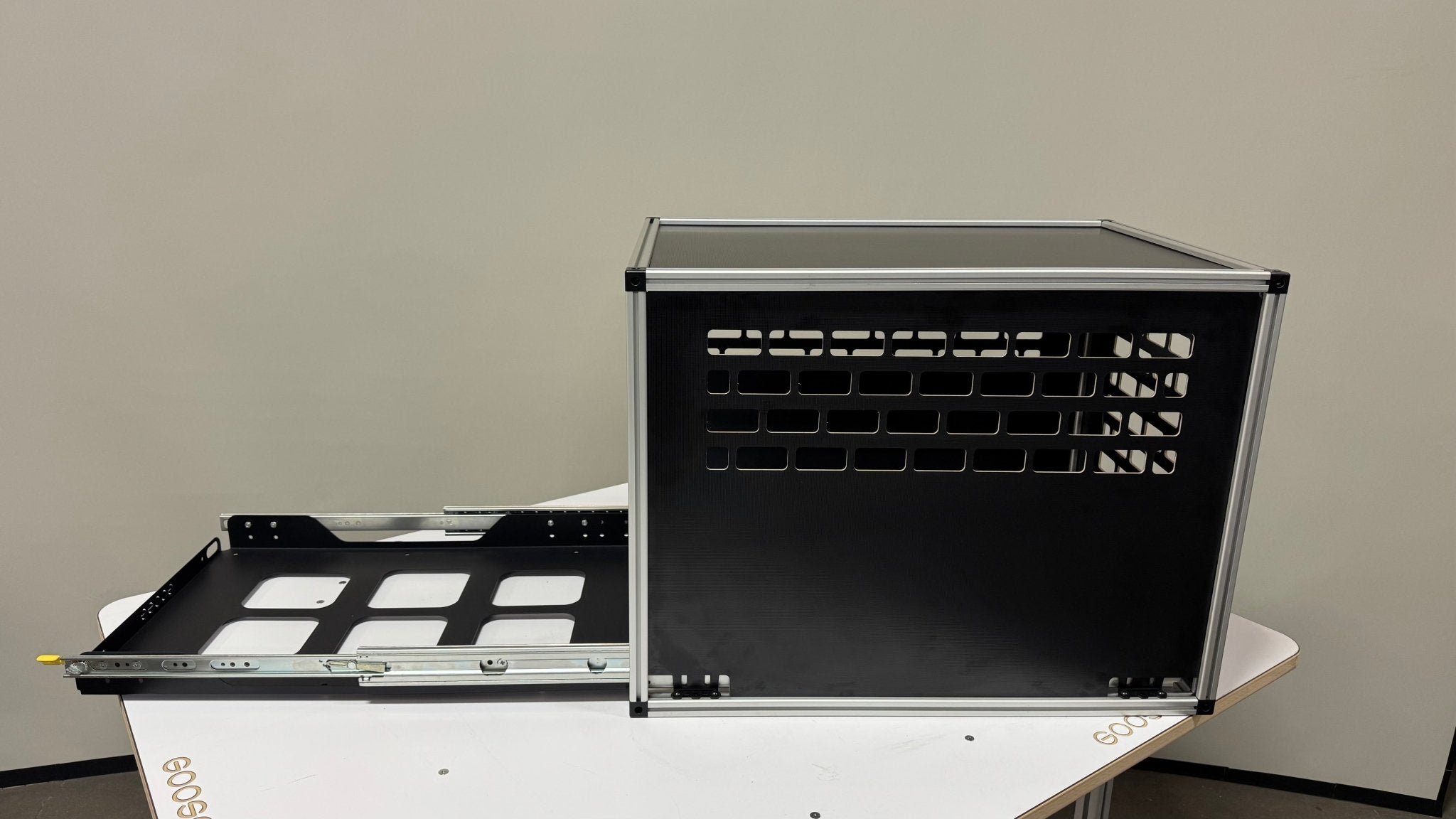 IceBox XL 1.4 - 31.5" Deep Module Fridge Storage Goose Gear- Overland Kitted