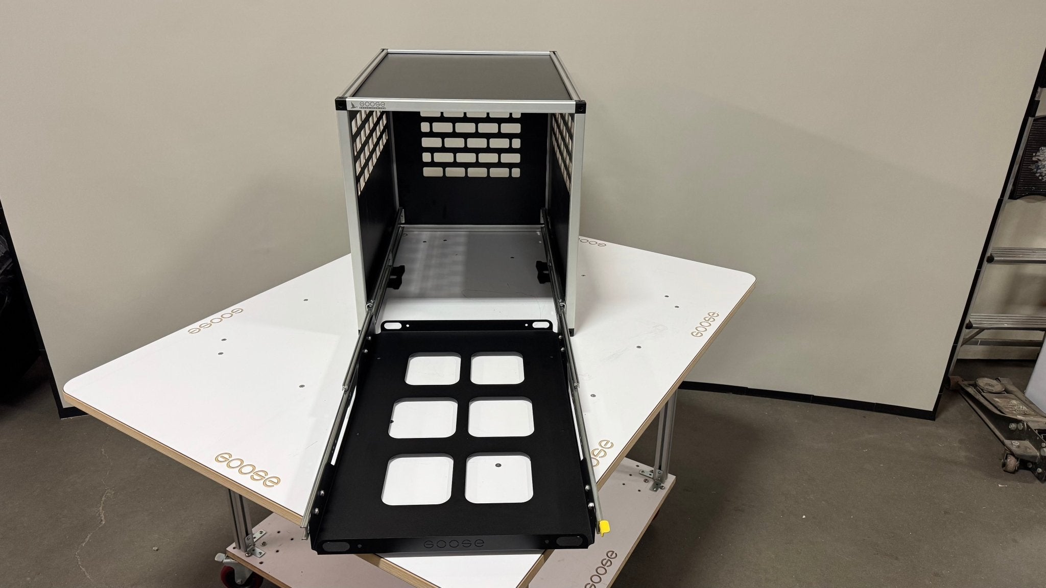 IceBox XL 1.4 - 31.5" Deep Module Fridge Storage Goose Gear- Overland Kitted