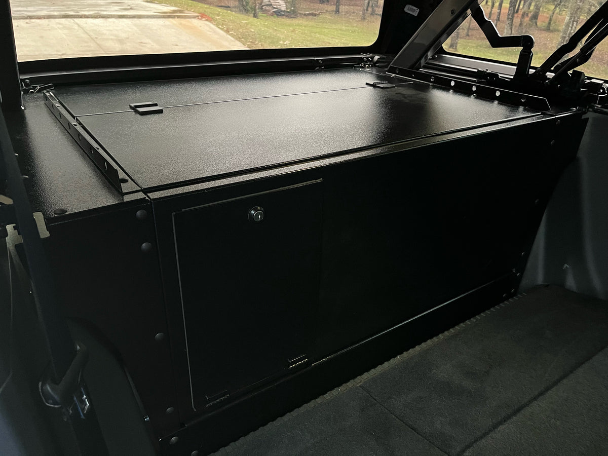 Close-up of the black Slipstream top and forward wall in a Bronco