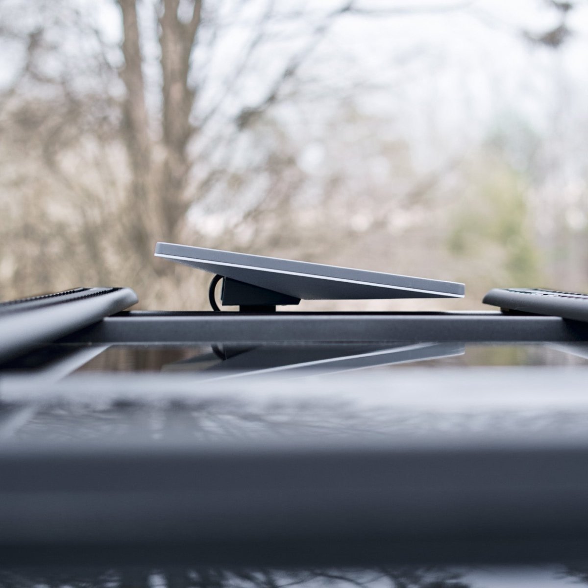 Starlink Mini Roof Mount v2 – Rail & Kickstand for INEOS Grenadier