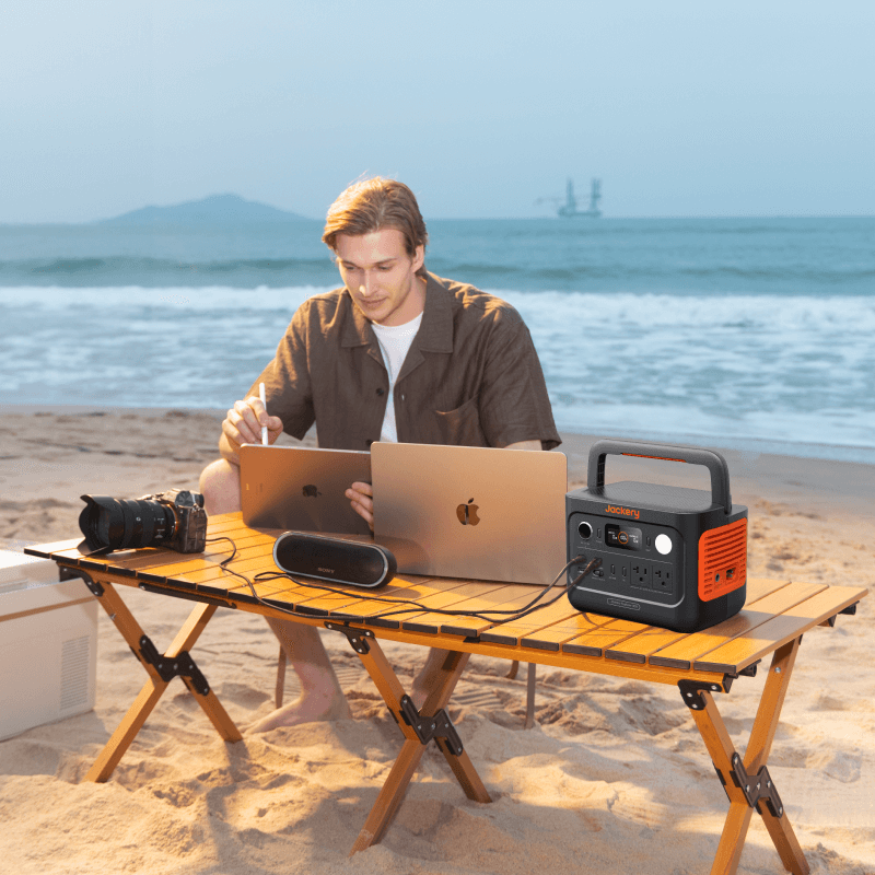 Jackery Portable Power Station Explorer 300 v2