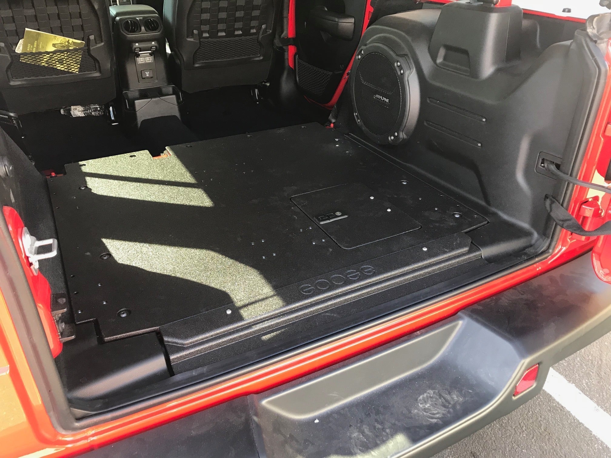 Jeep Wrangler 2021-Present 392 4 Door - Rear Plate System Plate Systems Goose Gear- Overland Kitted