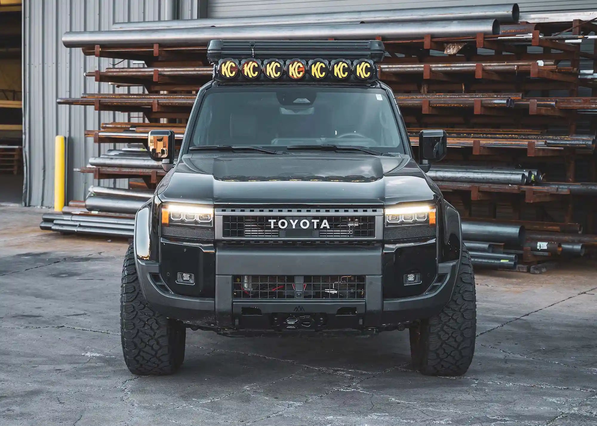 Toyota Land Cruiser 250 Hidden Winch Front Bumper (2024-2025)