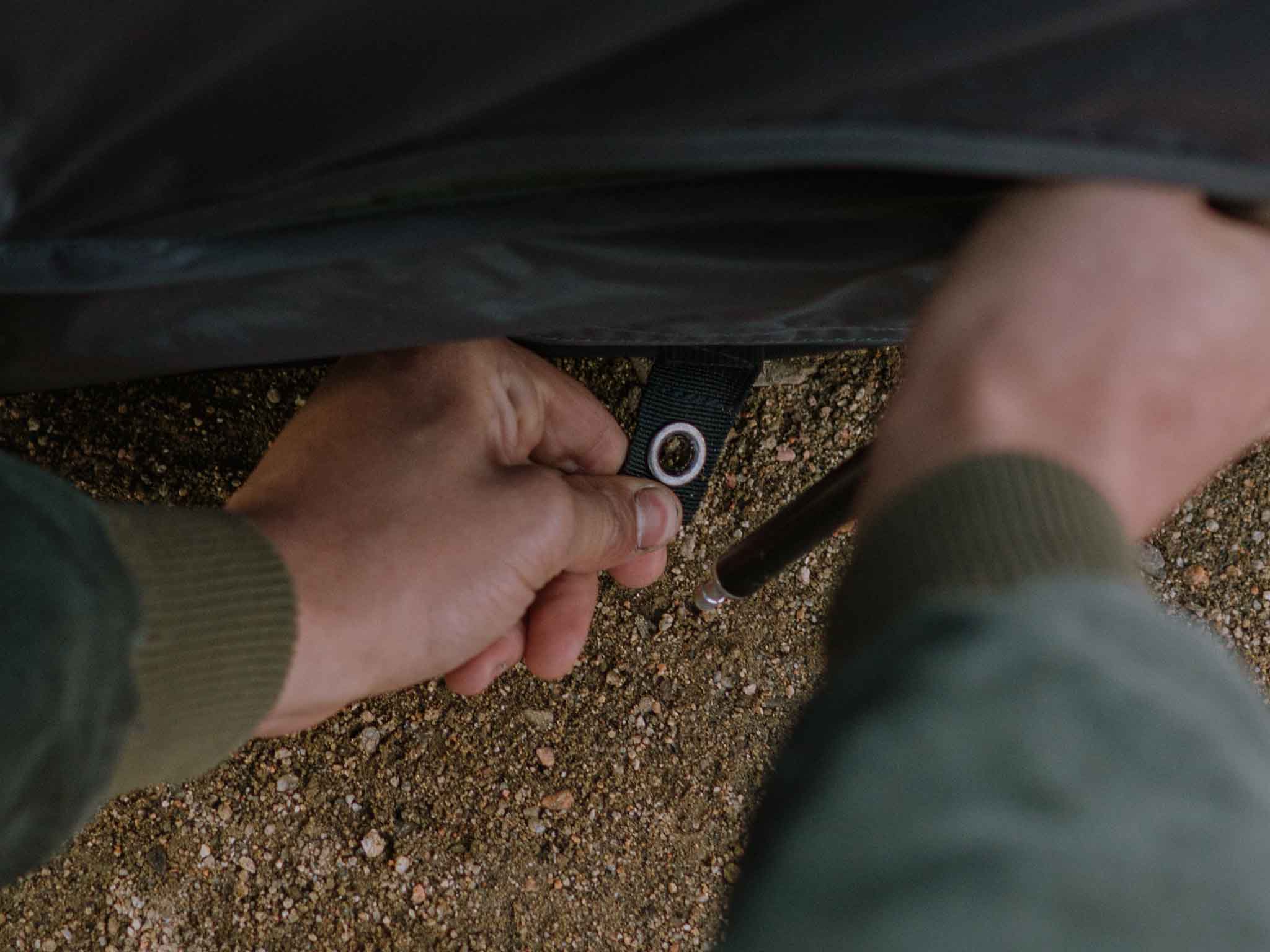 REV PICK-UP TRUCK TENT (scout)