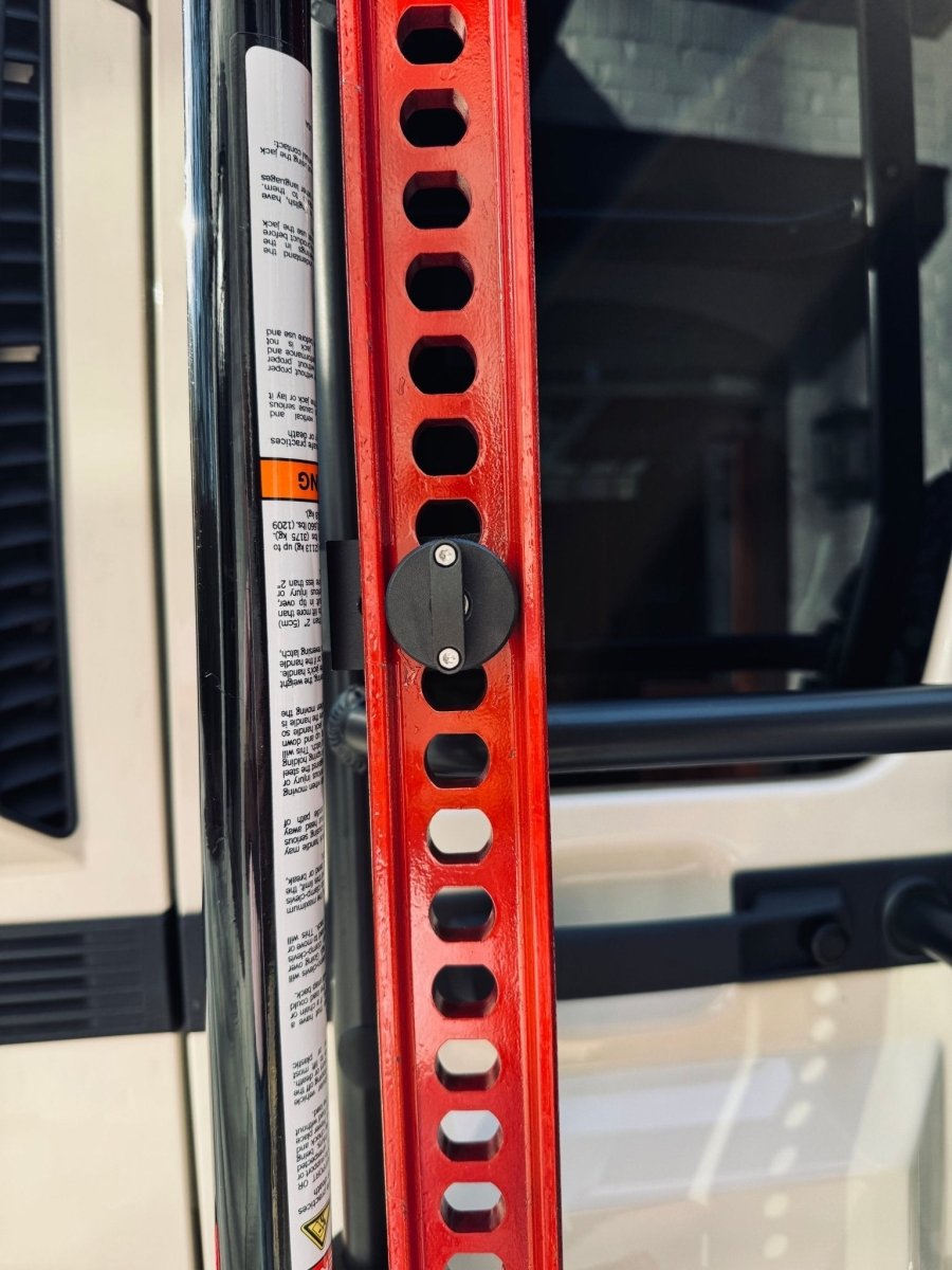 Ladder-Mounted Hi‑Lift Jack Carrier for INEOS Grenadier