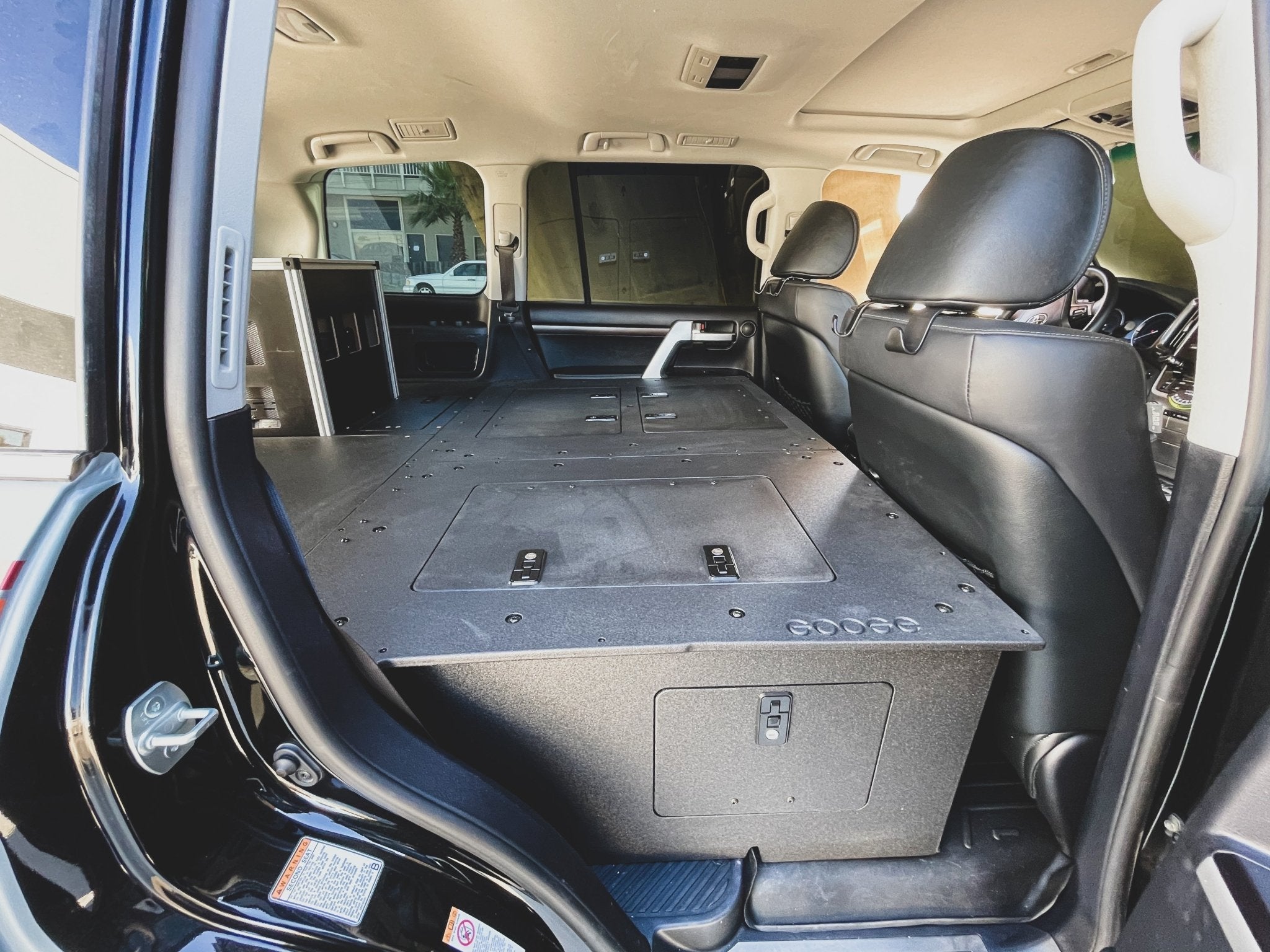 Stealth Sleep and Storage Package for the Toyota Land Cruiser 2008-2021 200 Series Packages Goose Gear- Overland Kitted