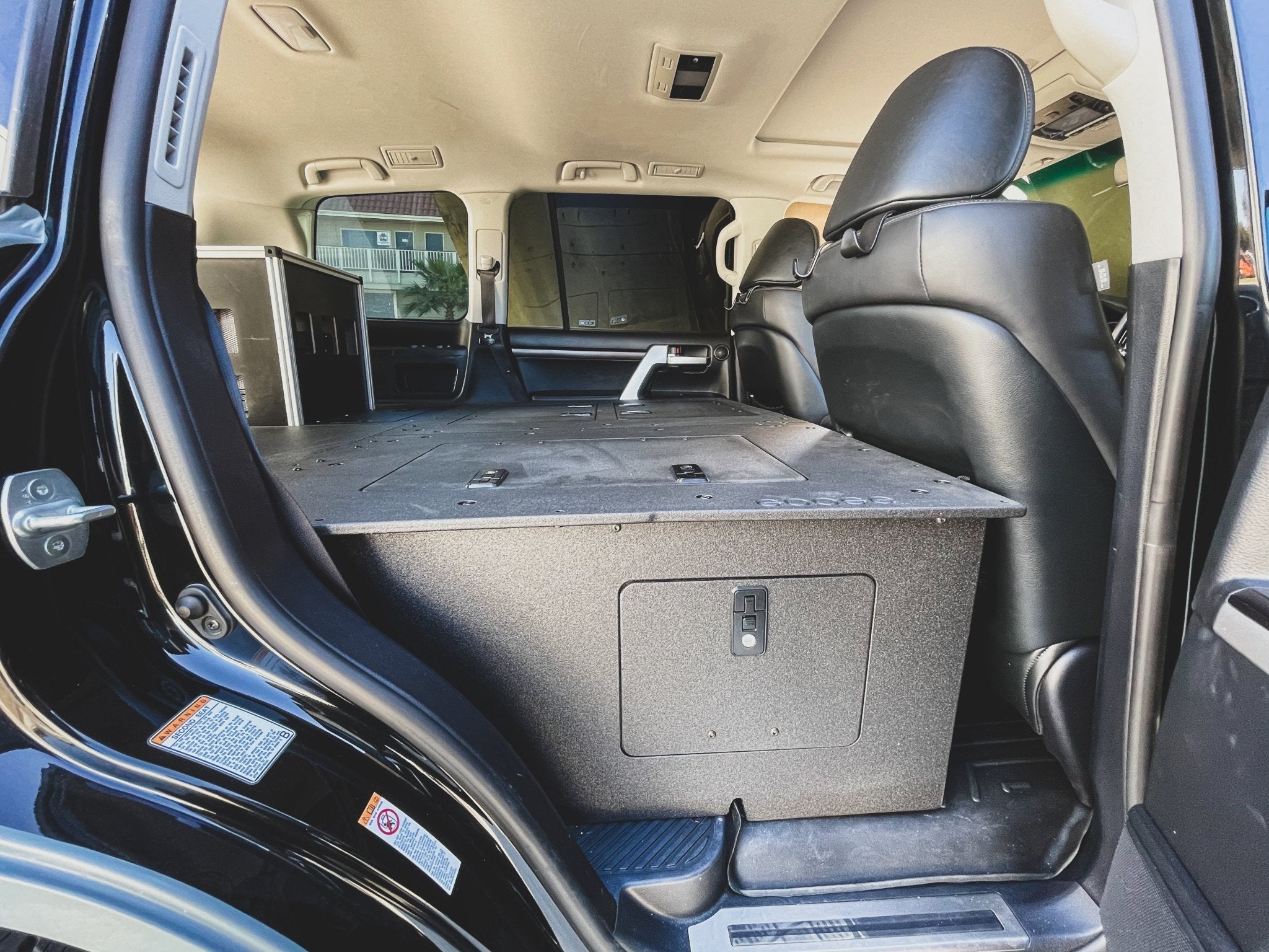 Stealth Sleep and Storage Package for the Toyota Land Cruiser 2008-2021 200 Series Packages Goose Gear- Overland Kitted