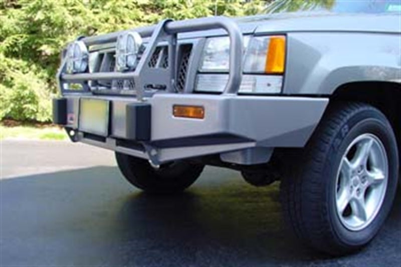 ARB Grand Cherokee ZJ bull bar — front three-quarter view