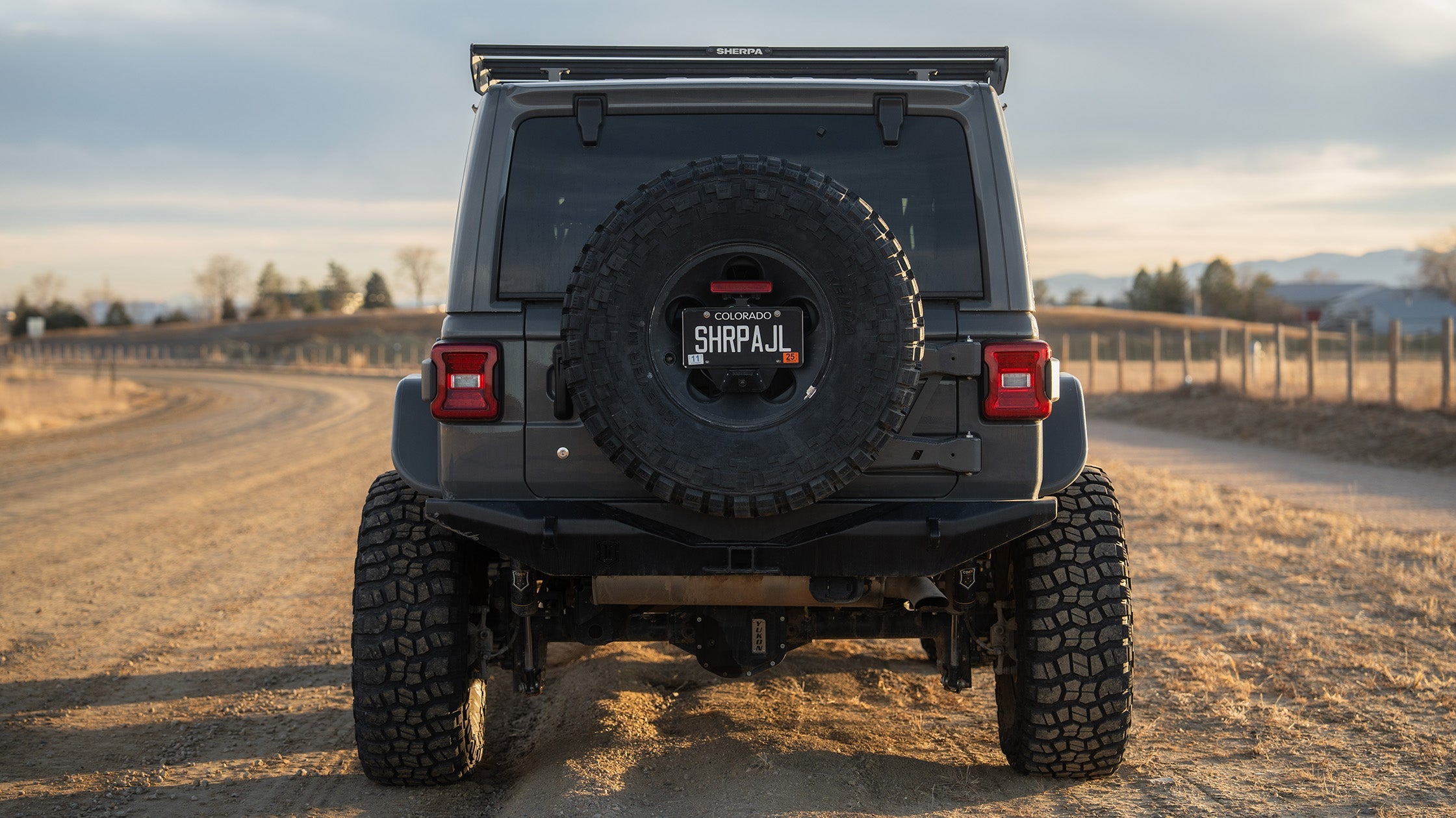 JLU QDHD Half Rack