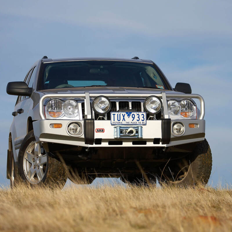 ARB Deluxe combination bull bar for Jeep Grand Cherokee (photo 1)