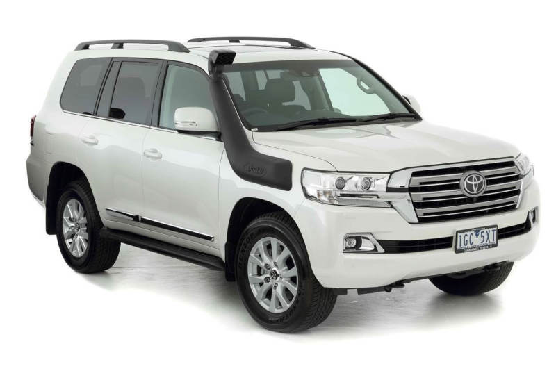 ARB V-Spec snorkel fitted to Land Cruiser 200 front pillar