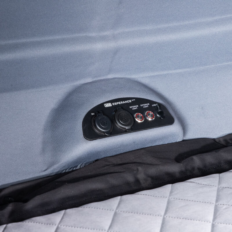 ARB Esperance V2 tent aluminium hardshell lid detail