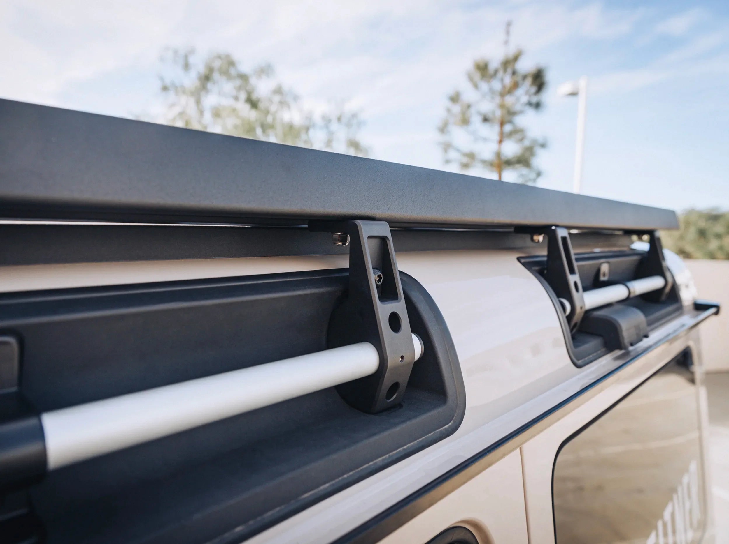 CLOSE UP VIEW INEOS GRENADIER ACS FULL LENGTH ROOF RACK MOUNTING BRACKETS 