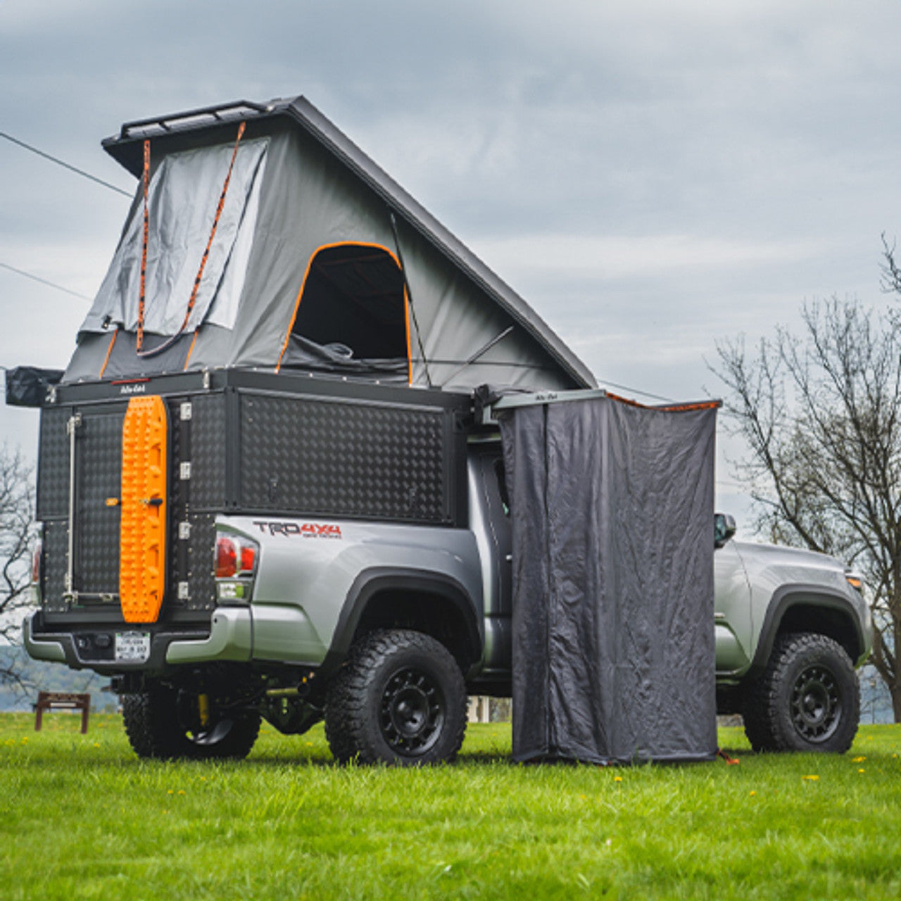 Shower Cube Vehicle shower Alu-Cab- Overland Kitted