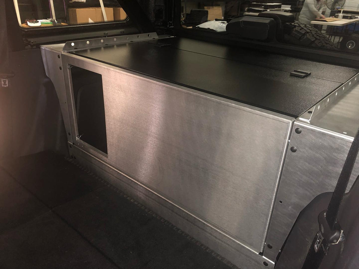 Second angle of the aluminum Slipstream side panel and cutout