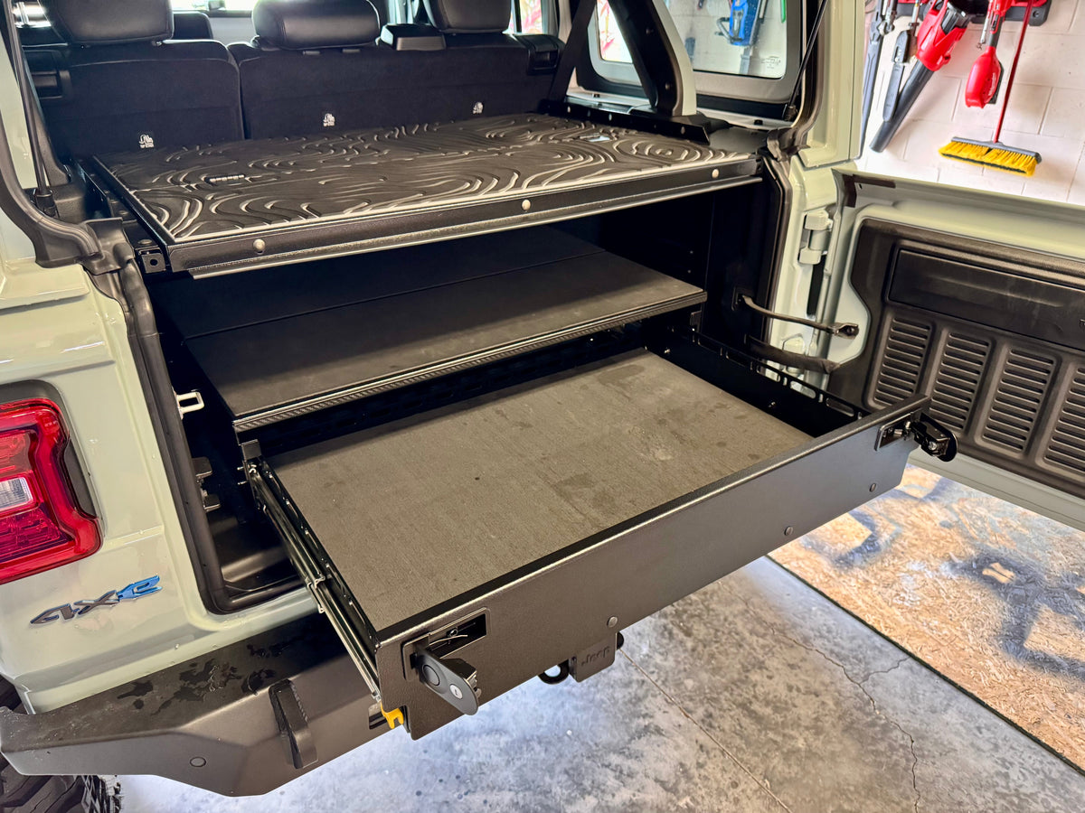 JLU drawer pulled out under the drawer top in a Jeep 4xe