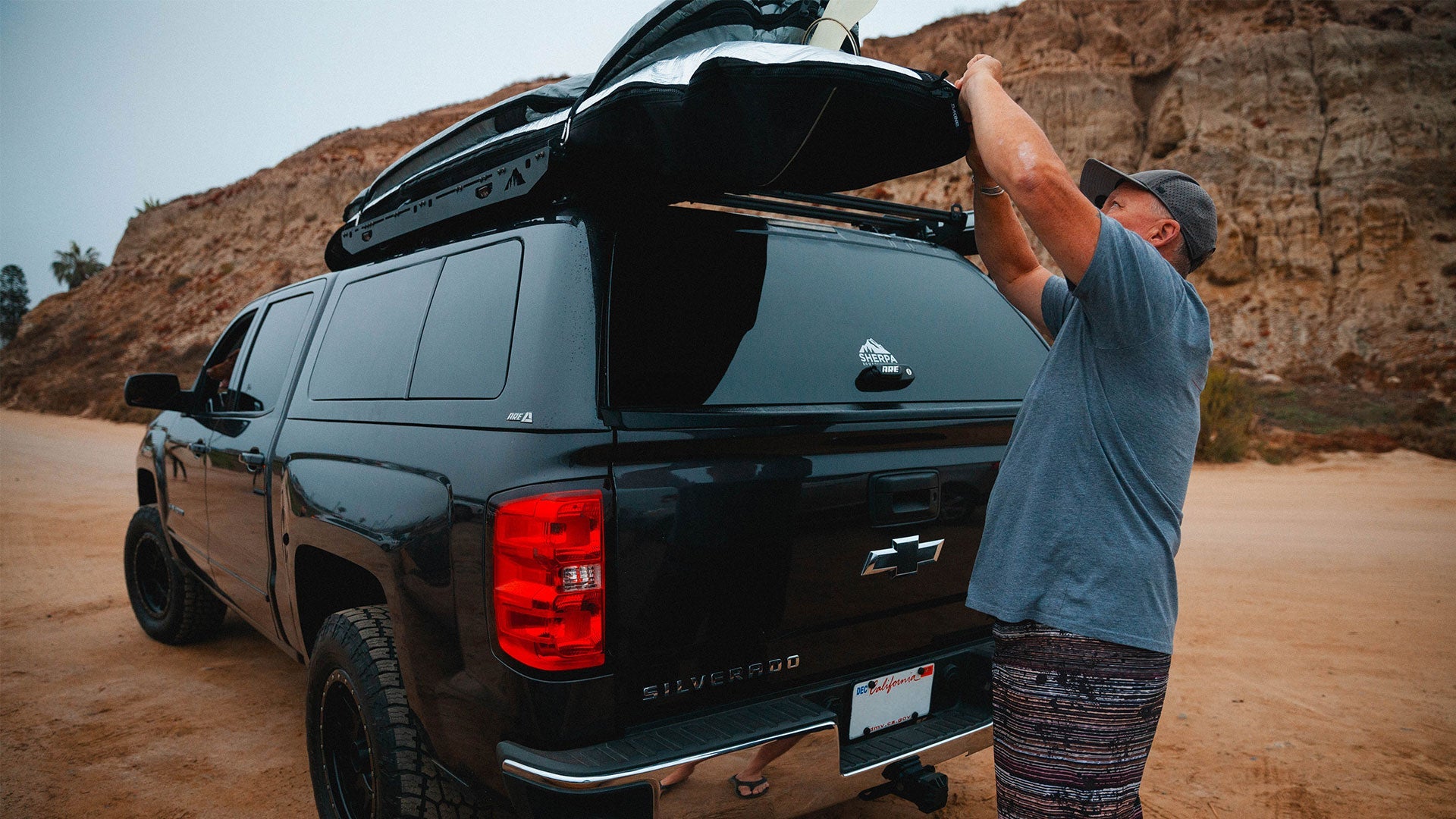 Sherpa Crow's Nest Truck Topper Rack