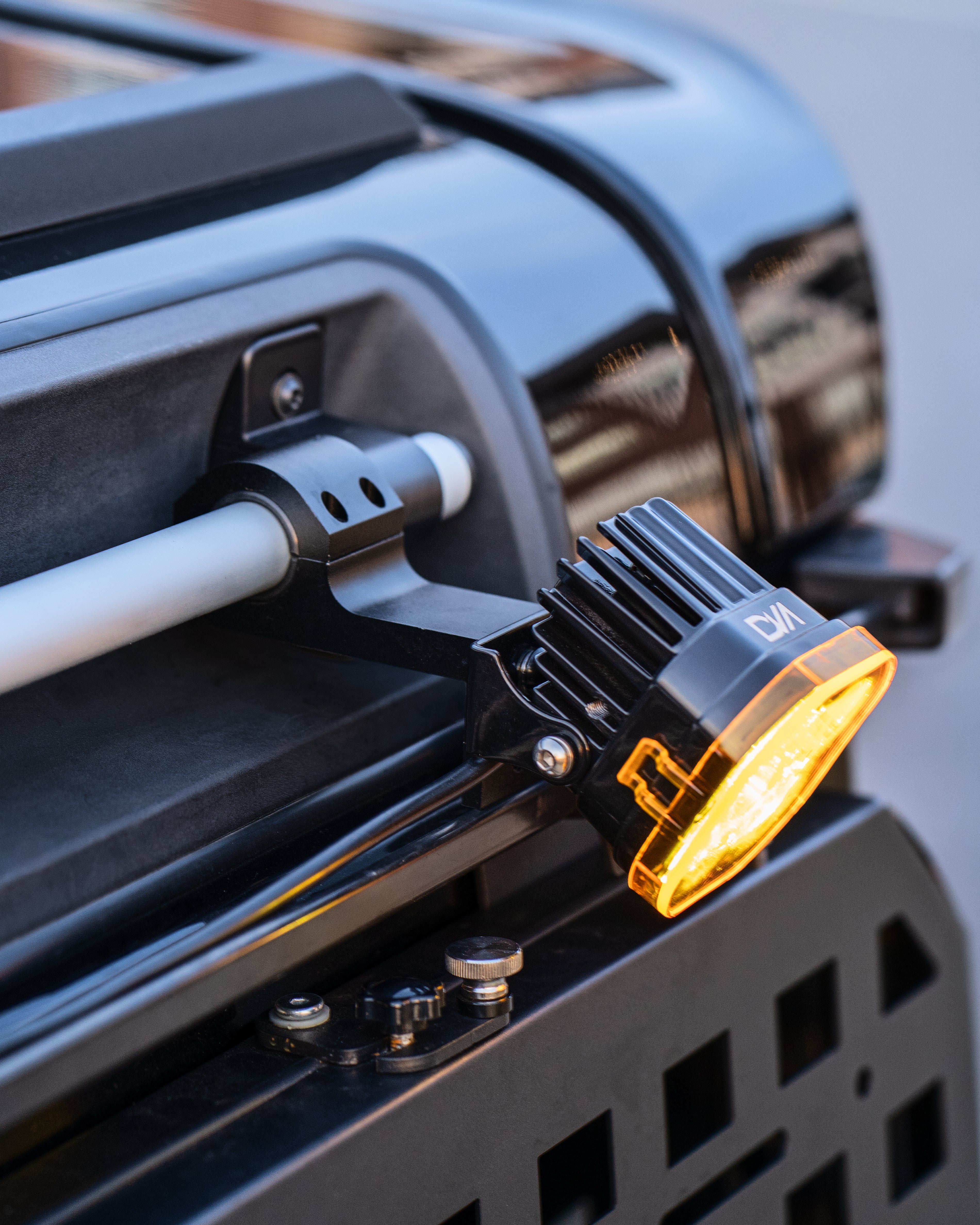 INEOS Grenadier: LED Side Light – Roof Bar Mount & DTP Plug-In