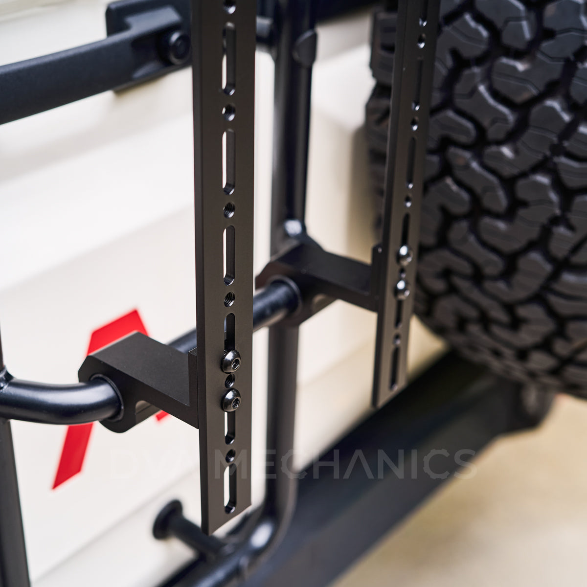 Ladder-Mounted Accessory Carrier – Modular Gear Mount for INEOS Grenadier, Gen 2