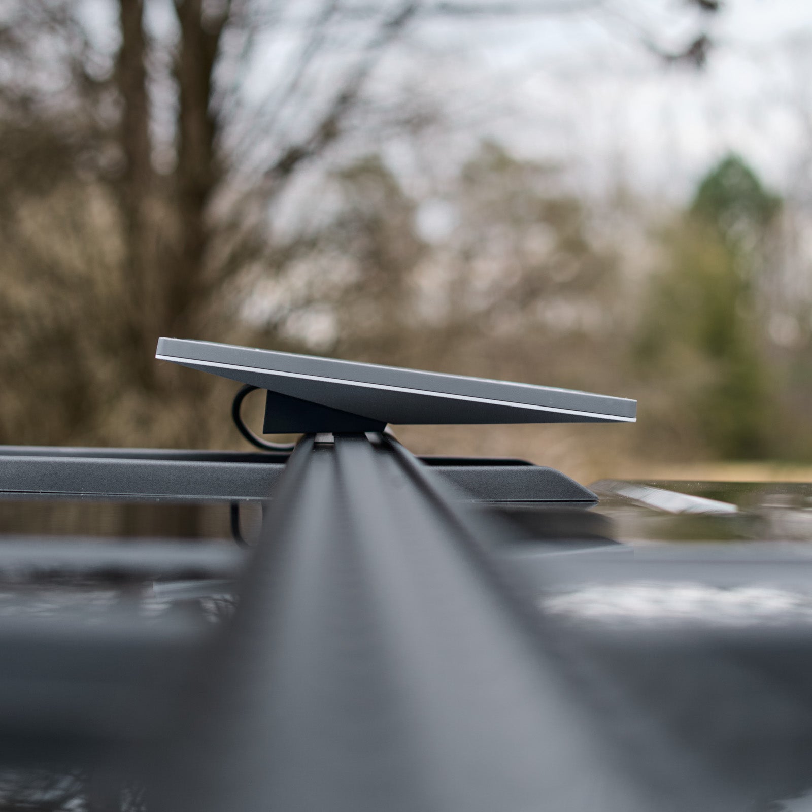 Low Stock: Starlink Mini Roof Rack Mount v2 – Universal Roof Rack Fit with Anti-Theft Kickstand