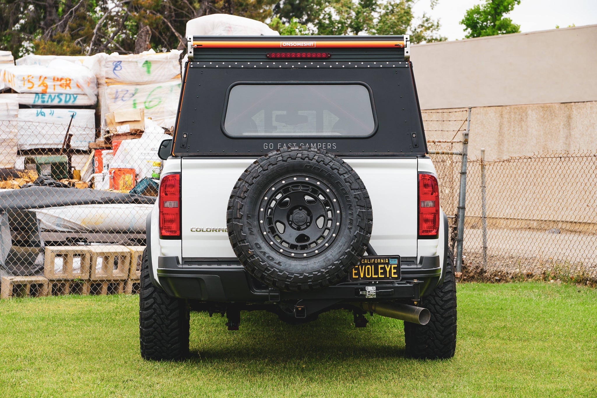 UltraSwing™ Multi-Fit Spare Tire Hitch Mount | RiGd Supply Vehicle RIGd Supply- Overland Kitted