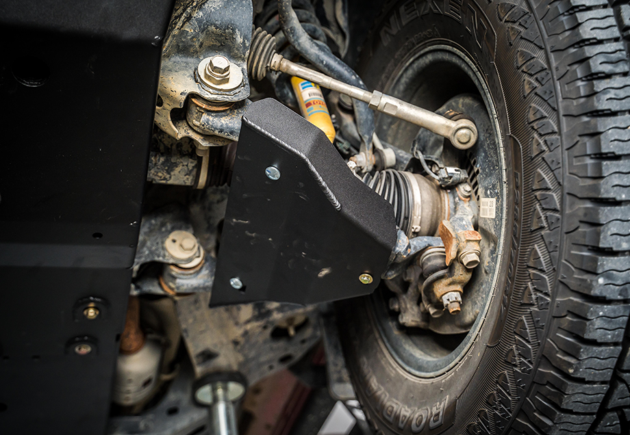 Lower Control Arm Skid Plate For 2010-2014 Toyota FJ Cruiser