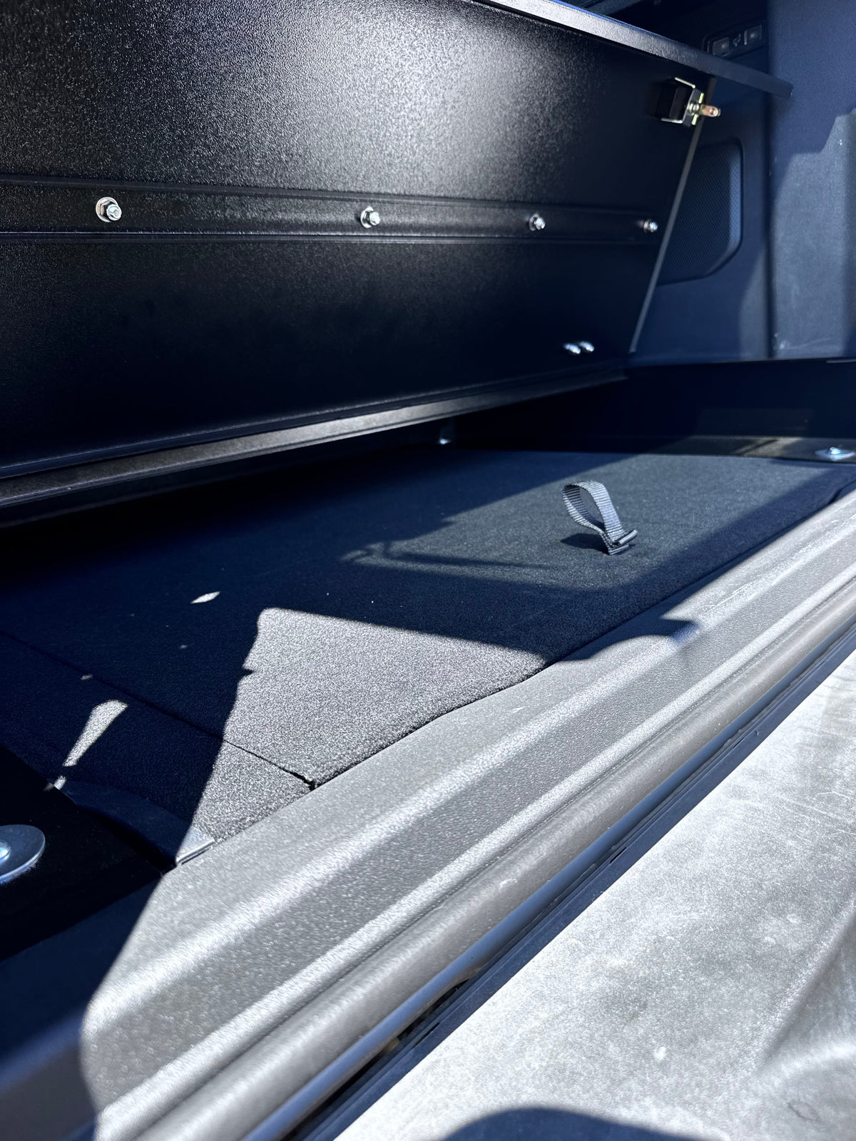 Stage platform in a Bronco 4-door from the rear corner