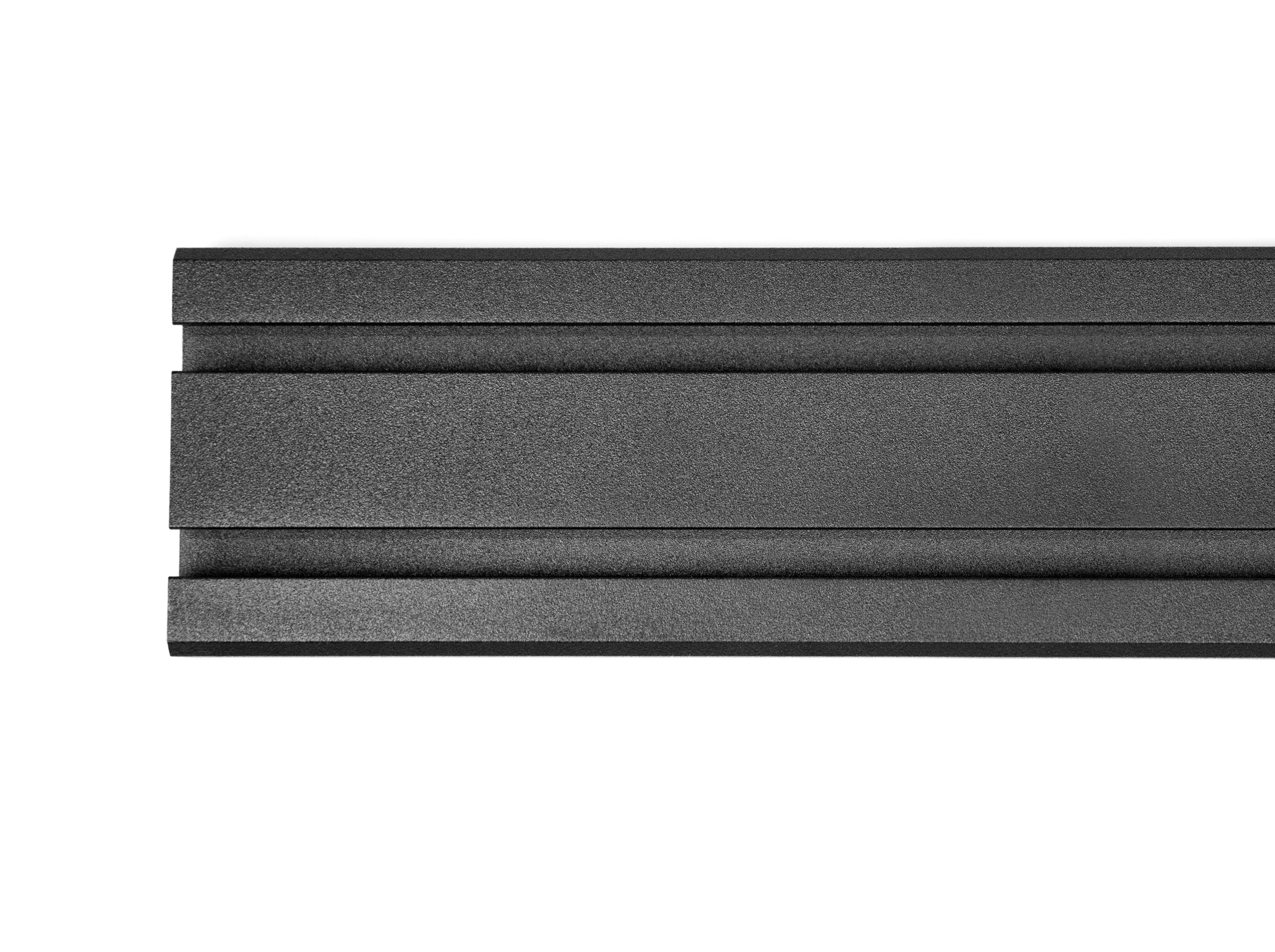 CLOSE UP VIEW OF CROSS BAR 