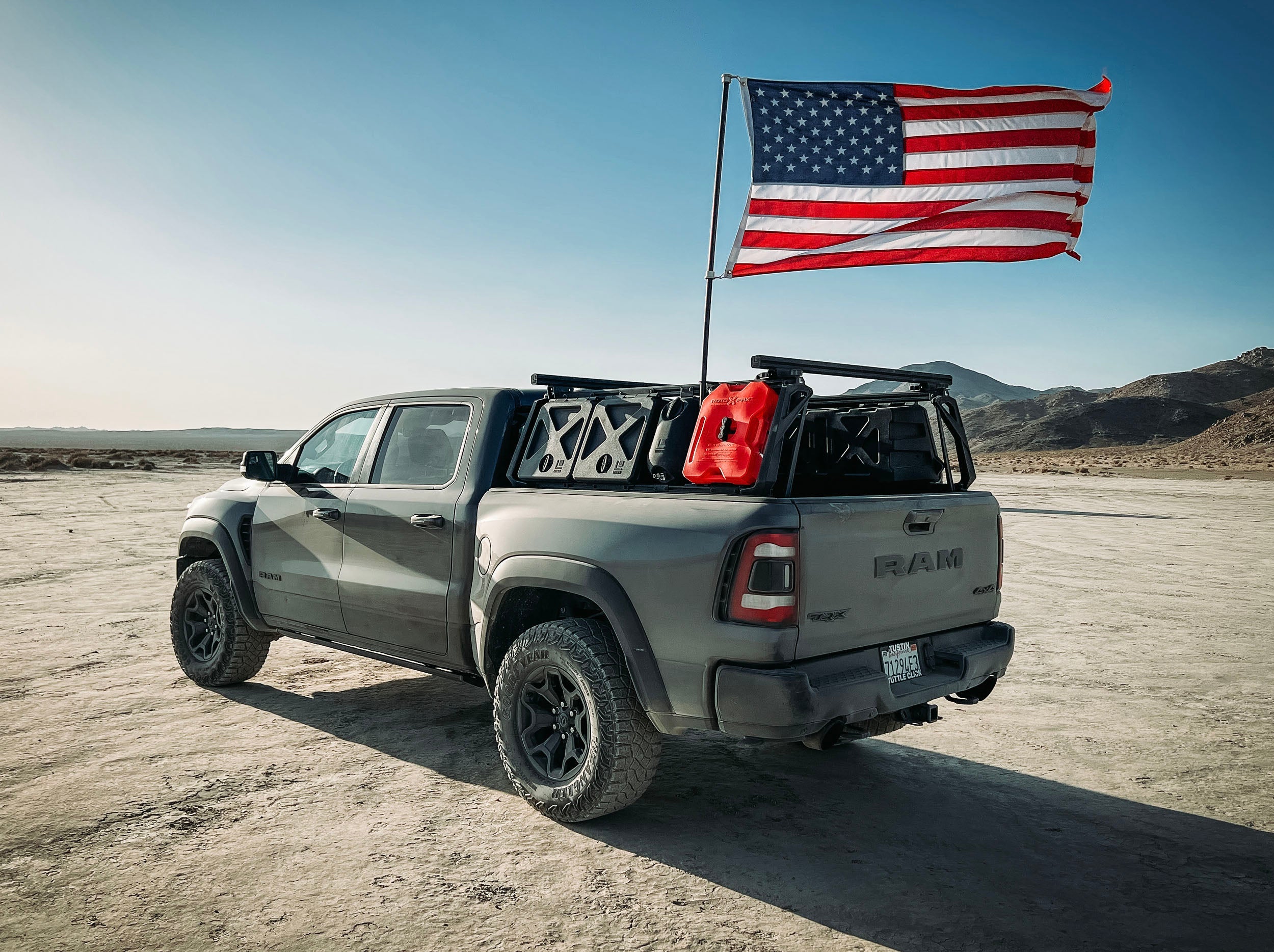 FLAG HUNG UP ON FLAG POLE ON VEHICLE 