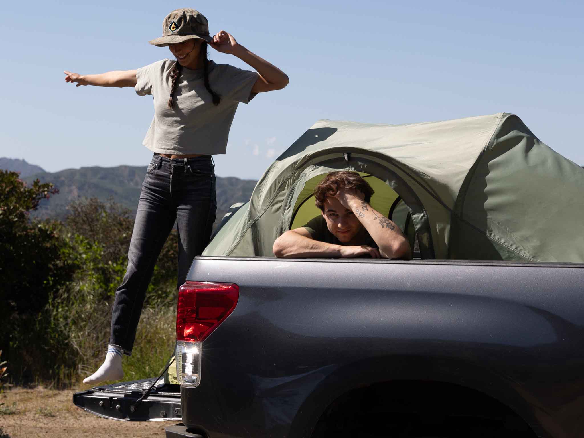 Rev Pick Up Truck Tent