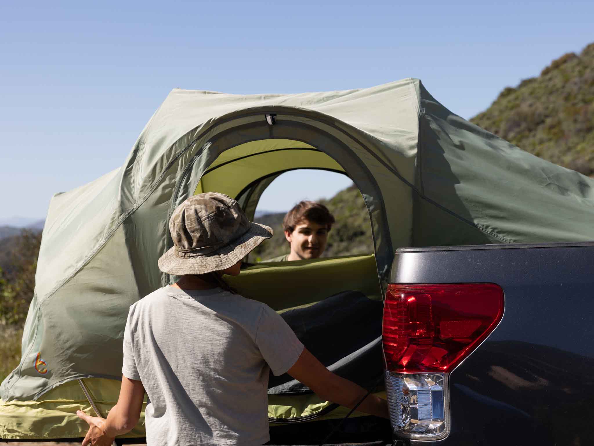 Rev Pick Up Truck Tent