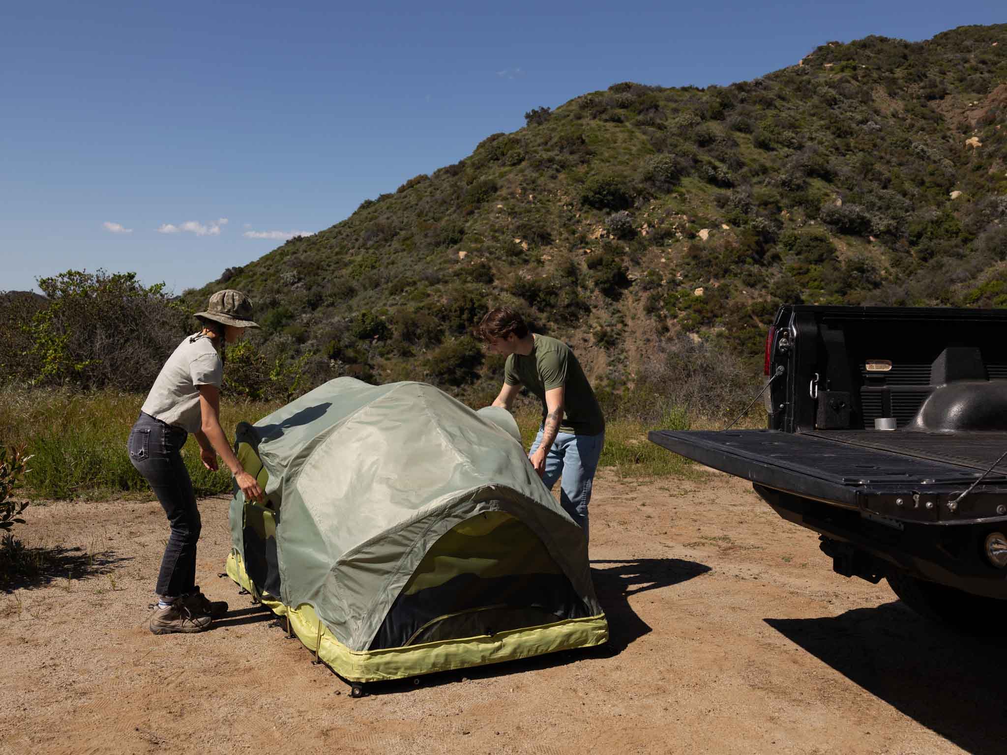 Rev Pick Up Truck Tent