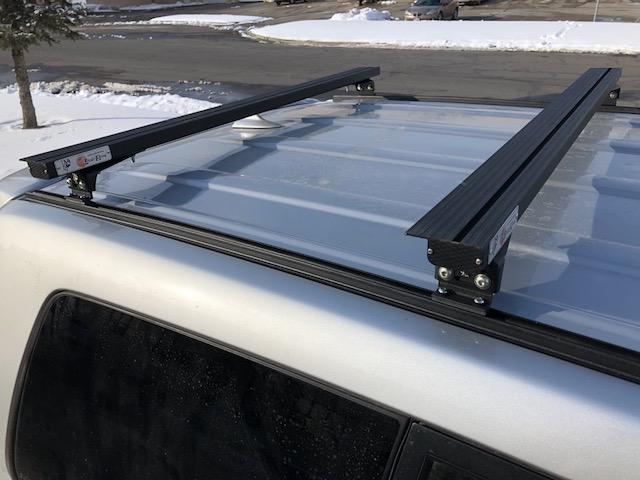 Land Rover LR3/LR4 K9 Load Bar Kit