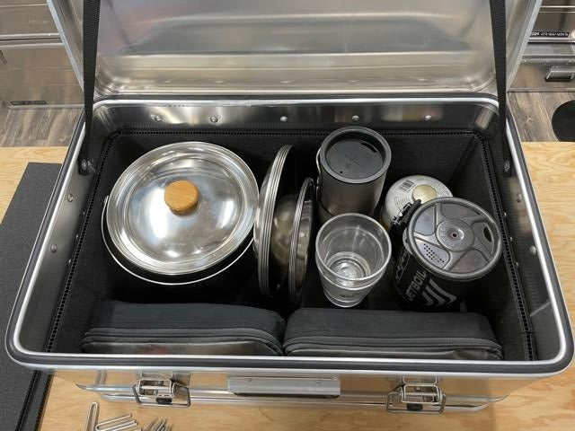 AluBox RuumX Case Divider System