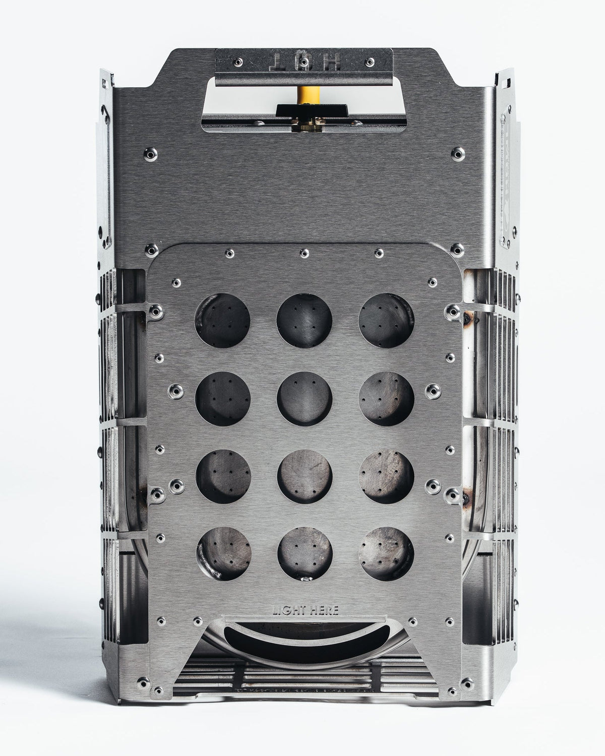 Howl R3 folded flat and standing on end, 18 by 12 by 5.8 inches packed