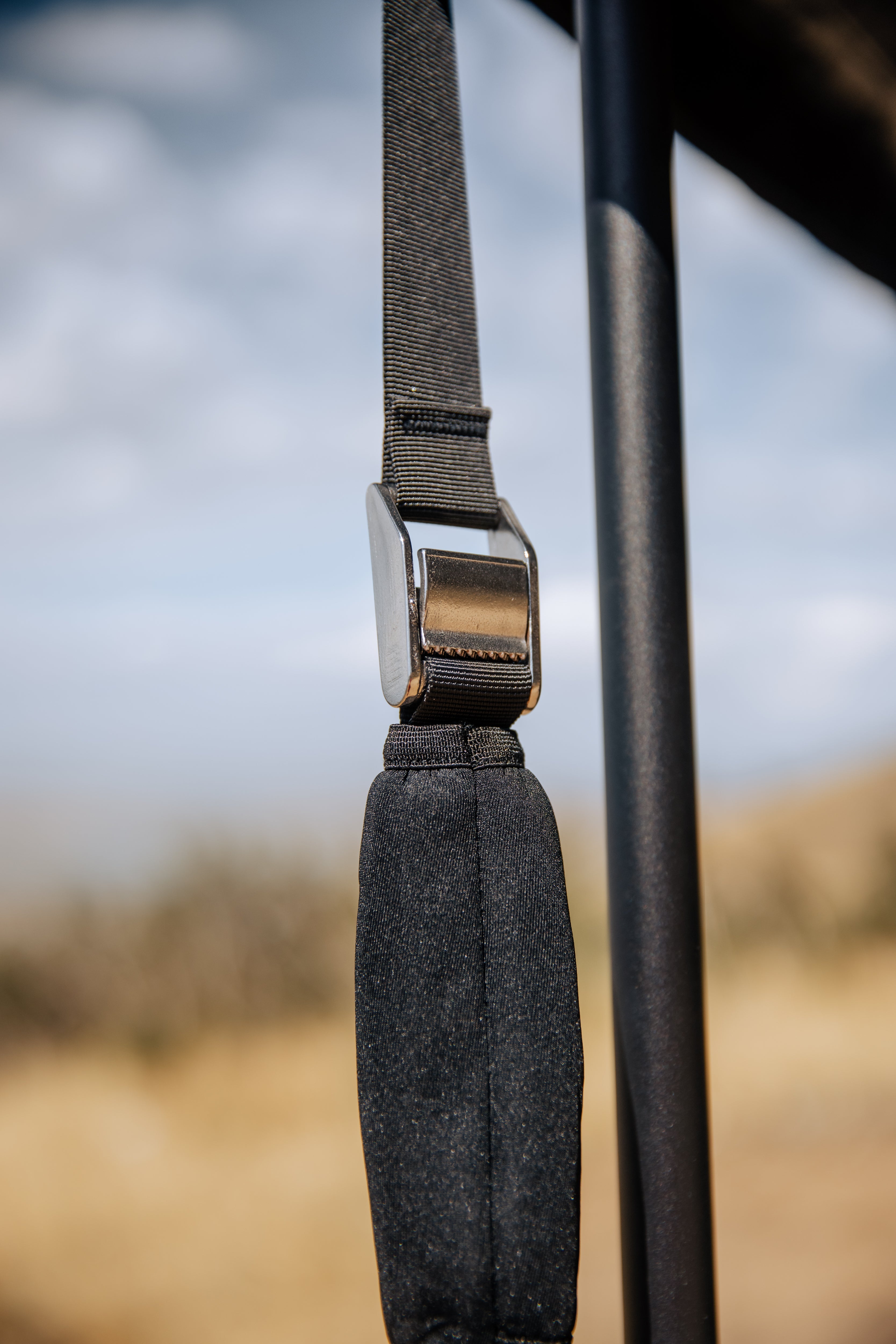 ROAM ARC 270 awning attached to an overland build